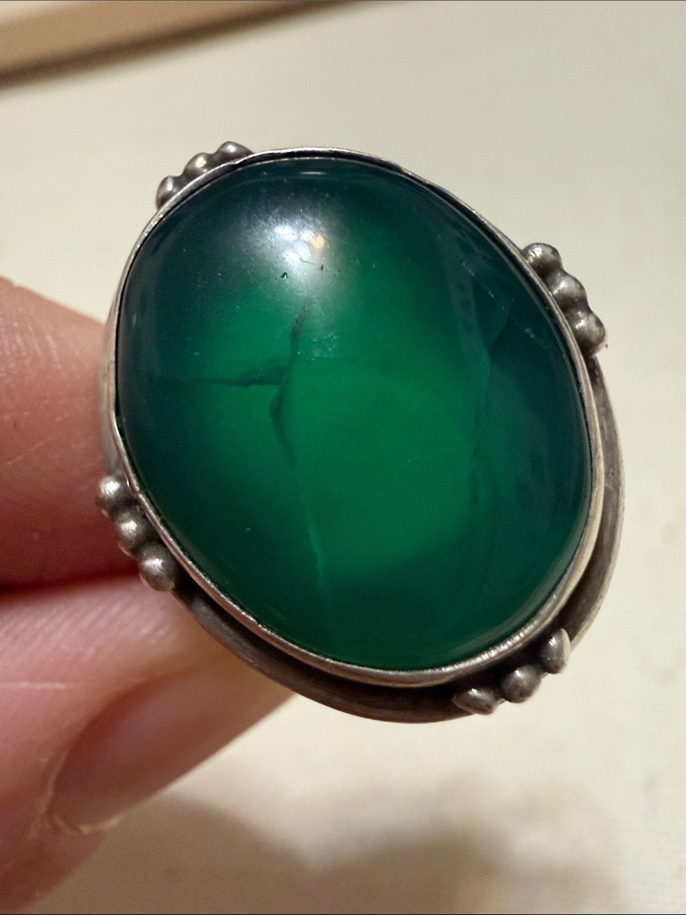 Sterling Silver 925 Green Chalcedony Oval Sterling Ring size 8 - Picture 2 of 10